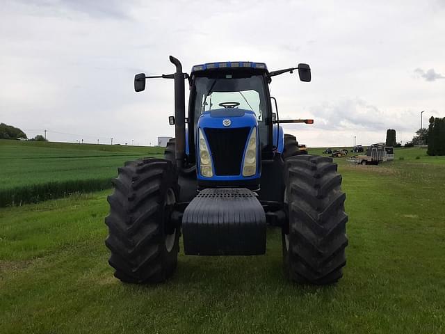 Image of New Holland TG285 equipment image 2