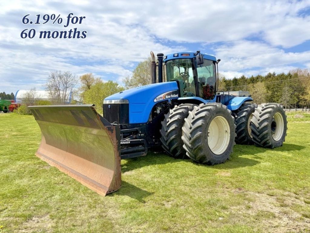 2003 New Holland TJ375 Equipment Image0