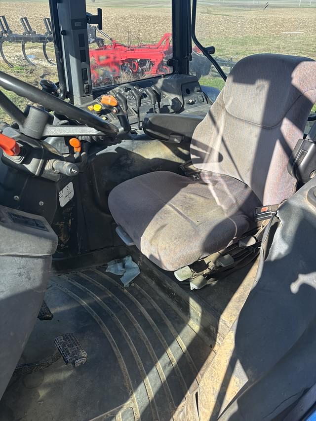 Image of New Holland TM130 equipment image 1