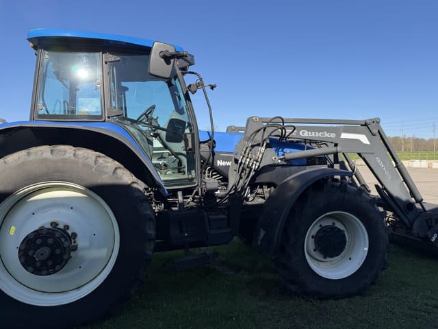 Image of New Holland TM155 equipment image 2
