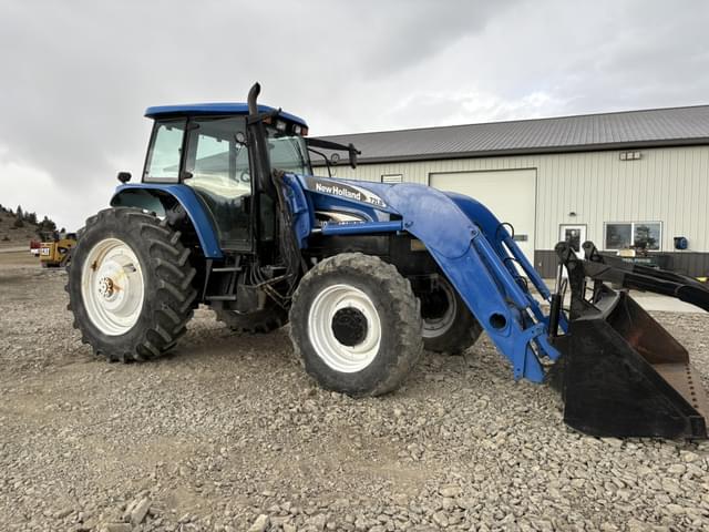 Image of New Holland TM175 equipment image 3
