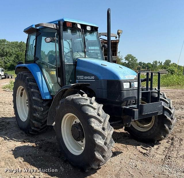 Image of New Holland TS100 equipment image 2