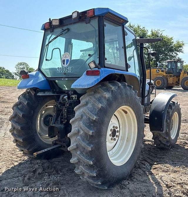 Image of New Holland TS100 equipment image 4