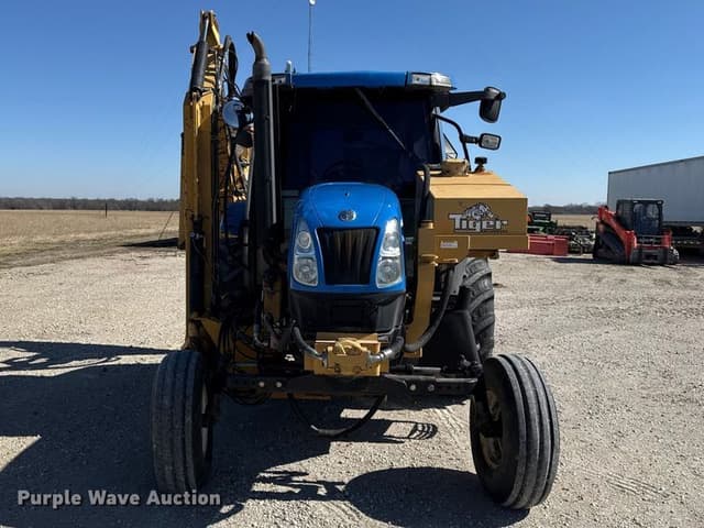 Image of New Holland TS100A equipment image 1