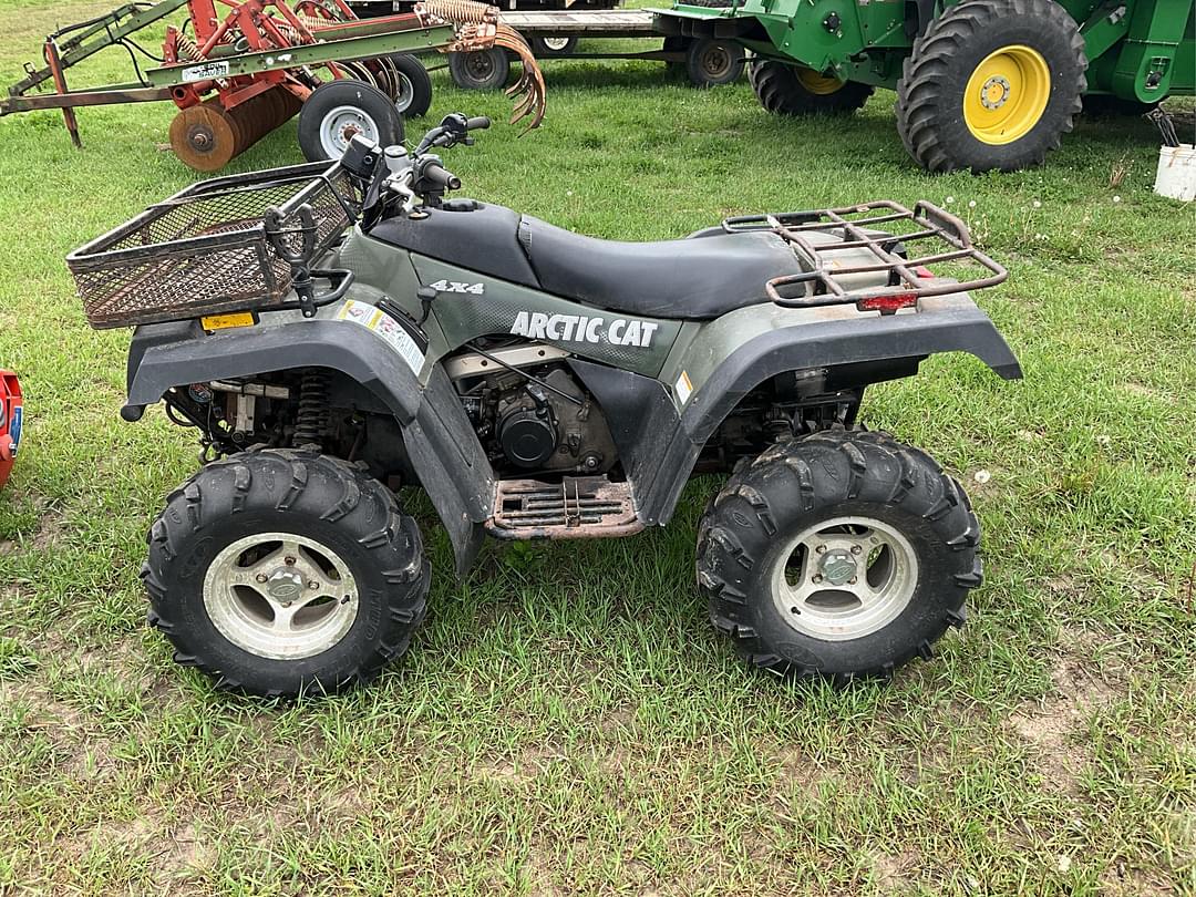 Image of Arctic Cat 400 Primary image