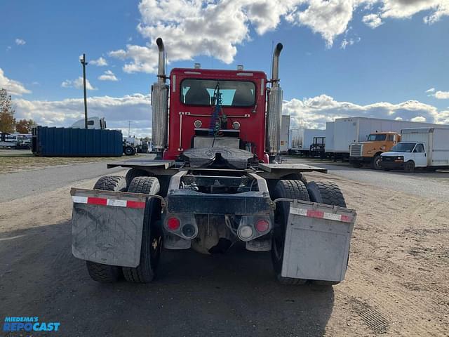 Image of Peterbilt 357 equipment image 3