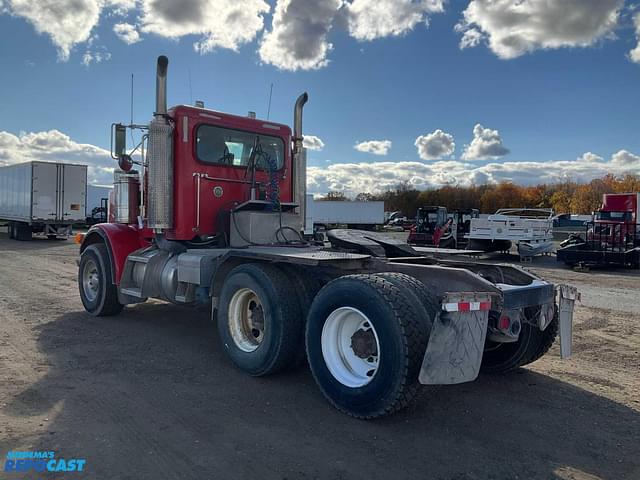 Image of Peterbilt 357 equipment image 2