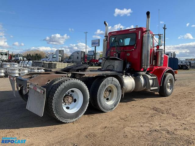 Image of Peterbilt 357 equipment image 4