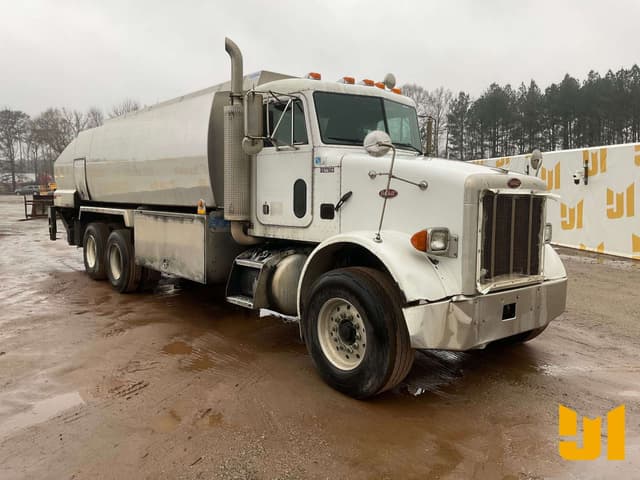 Image of Peterbilt 357 equipment image 2