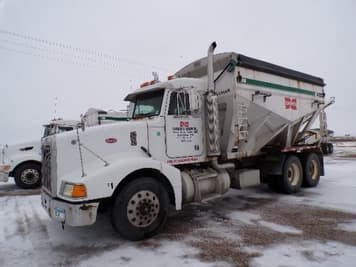 Main image Peterbilt 377