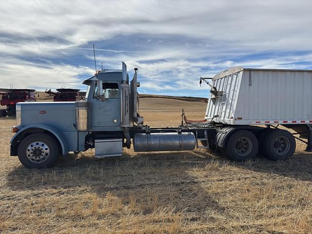 Image of Peterbilt 379 equipment image 1