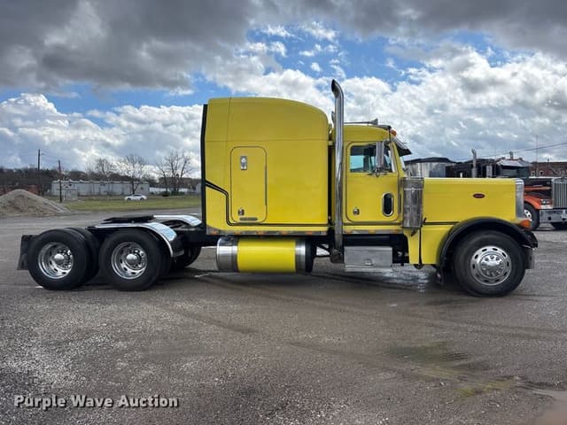 Image of Peterbilt 379 equipment image 3