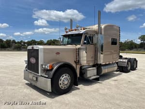 2003 Peterbilt 379 Image