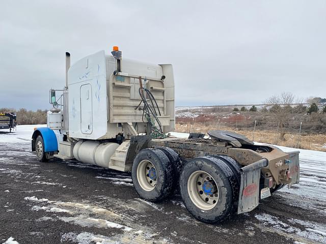 Image of Peterbilt 379 equipment image 3