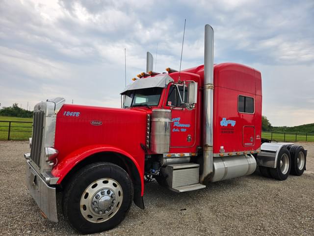 Image of Peterbilt 379 equipment image 2