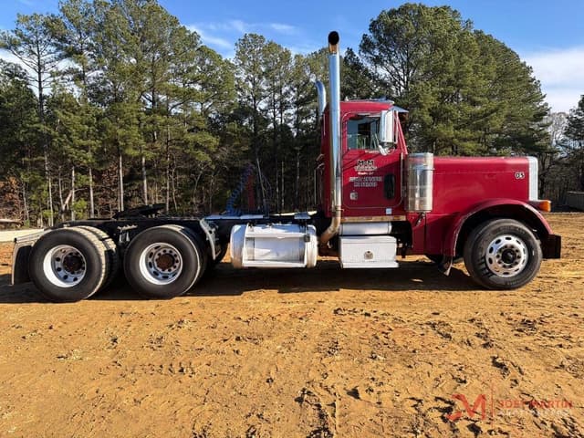 Image of Peterbilt 379 equipment image 1