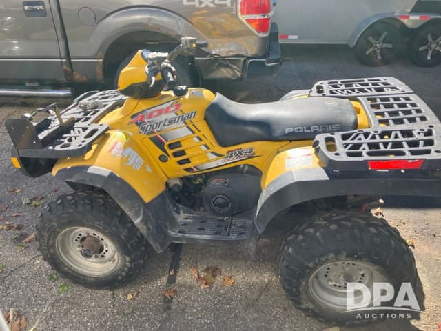 Image of Polaris Sportsman 400 equipment image 1
