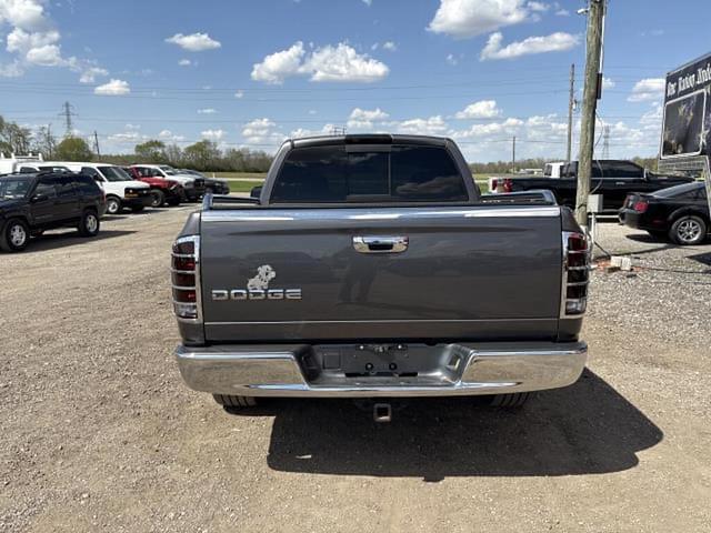 Image of Dodge Ram 1500 equipment image 2