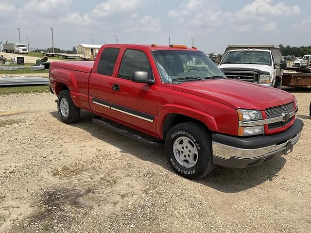 Image of Chevrolet 1500 equipment image 1