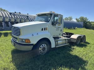 2003 Sterling L9500 Image