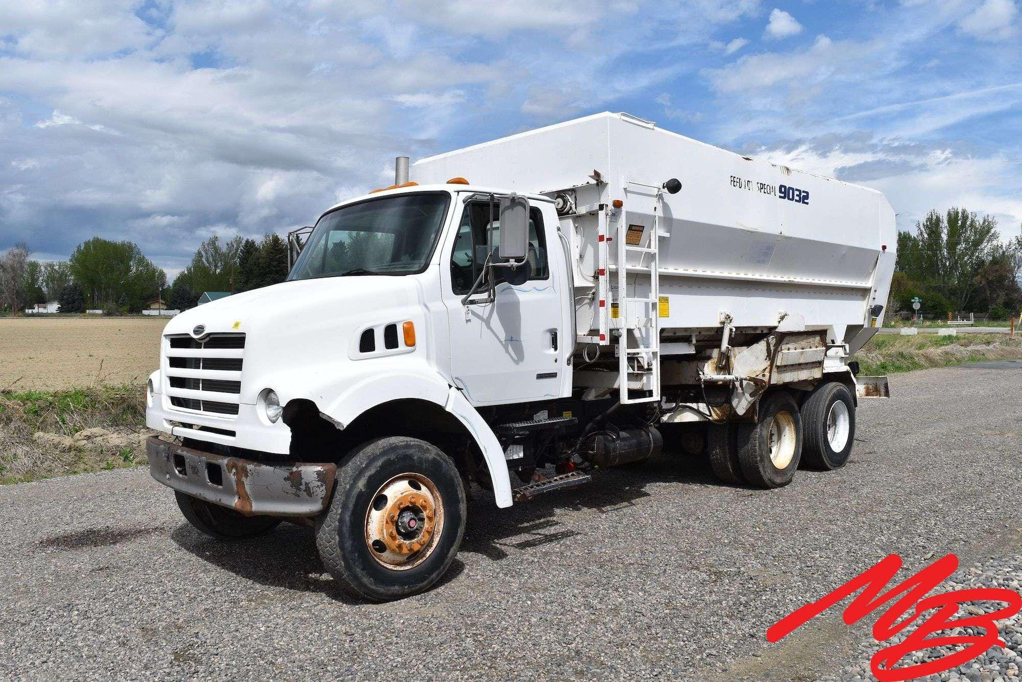 Main image Sterling L7500