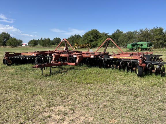 2003 Sunflower 1434-36 Equipment Image0