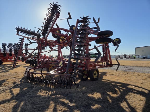 Image of Sunflower 3060-42 equipment image 3