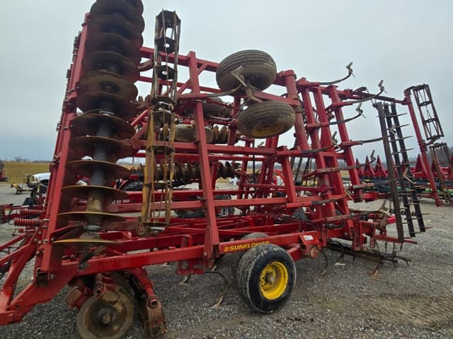 Image of Sunflower 6332-23 equipment image 1