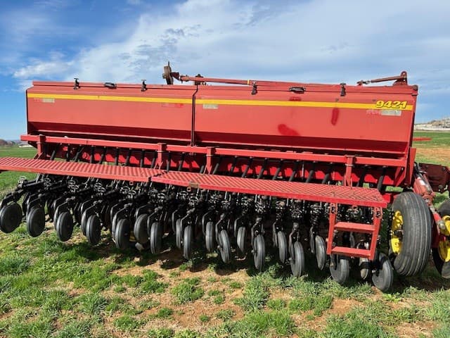 Image of Sunflower 9421-30 equipment image 4