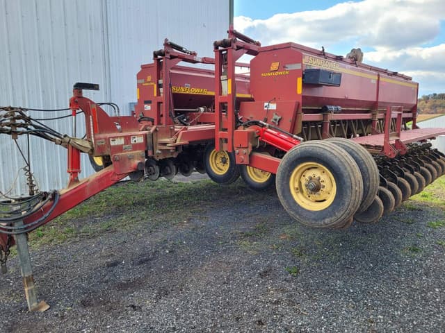 Image of Sunflower 9421-30 equipment image 1
