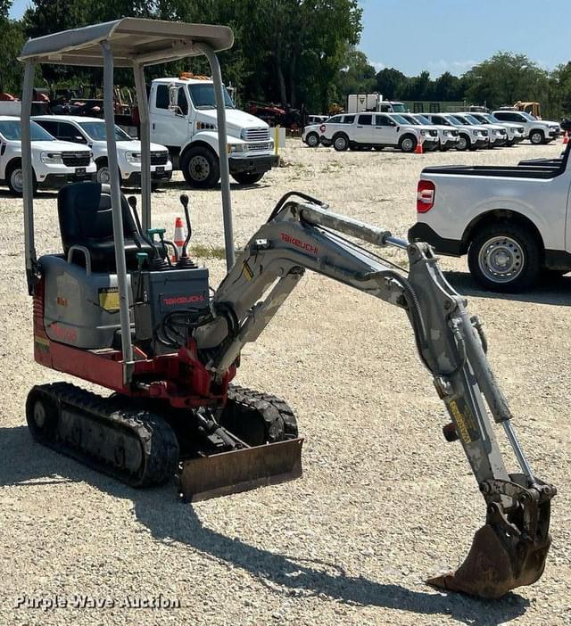 Image of Takeuchi TB108 equipment image 2