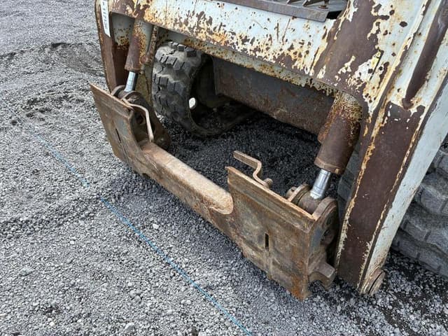 Image of Takeuchi TL140 equipment image 4