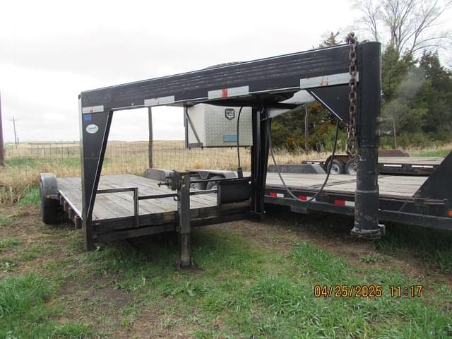Image of Titan Trailer 83x20 equipment image 1