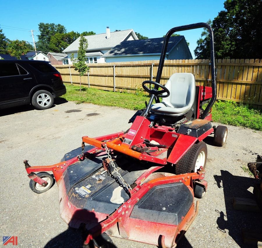 2003 Toro Groundsmaster 345 Equipment Image0