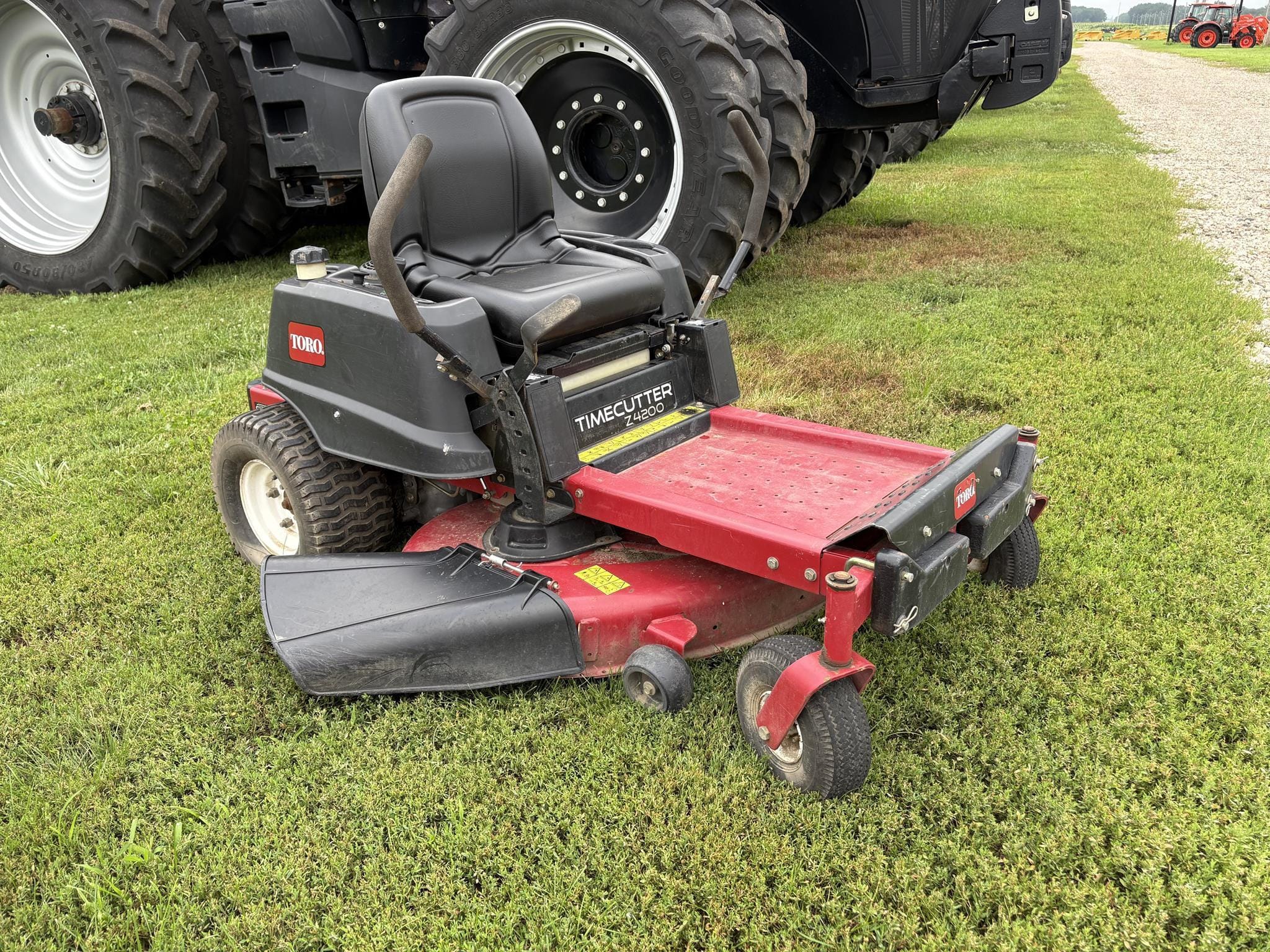 2003 Toro Timecutter Z4200 Equipment Image0