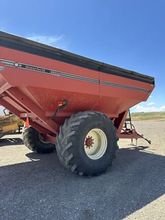 2003 Unverferth 9200 Equipment Image0