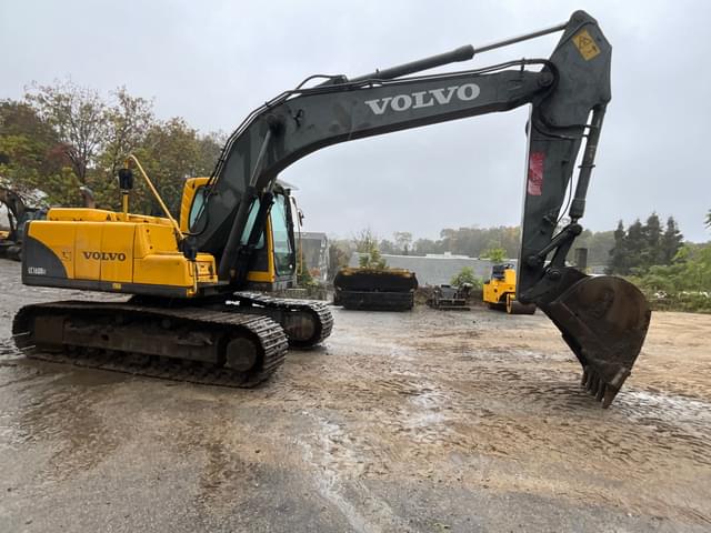 Image of Volvo EC160BLC equipment image 3