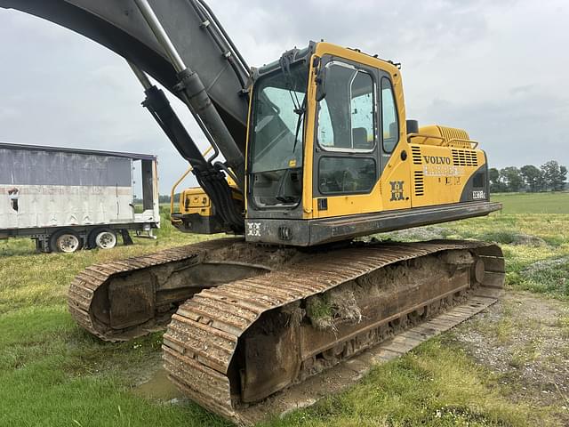 Image of Volvo EC360BLC equipment image 4
