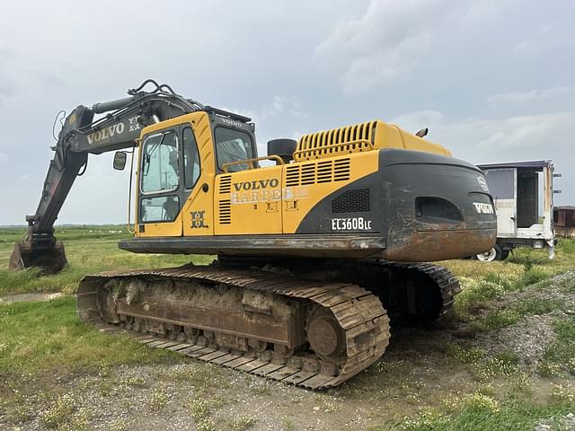 Image of Volvo EC360BLC equipment image 3