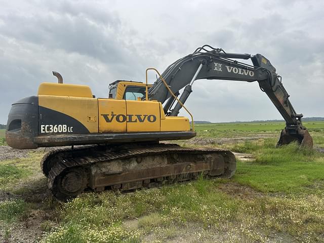Image of Volvo EC360BLC equipment image 2