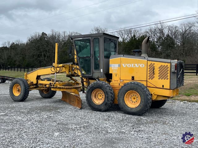 Image of Volvo G710B equipment image 3