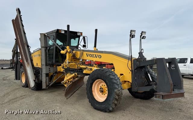 Image of Volvo G720B equipment image 2