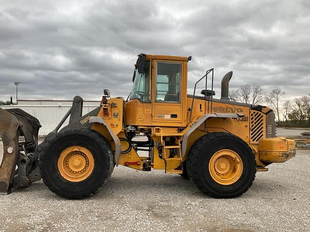 Image of Volvo L120E equipment image 1