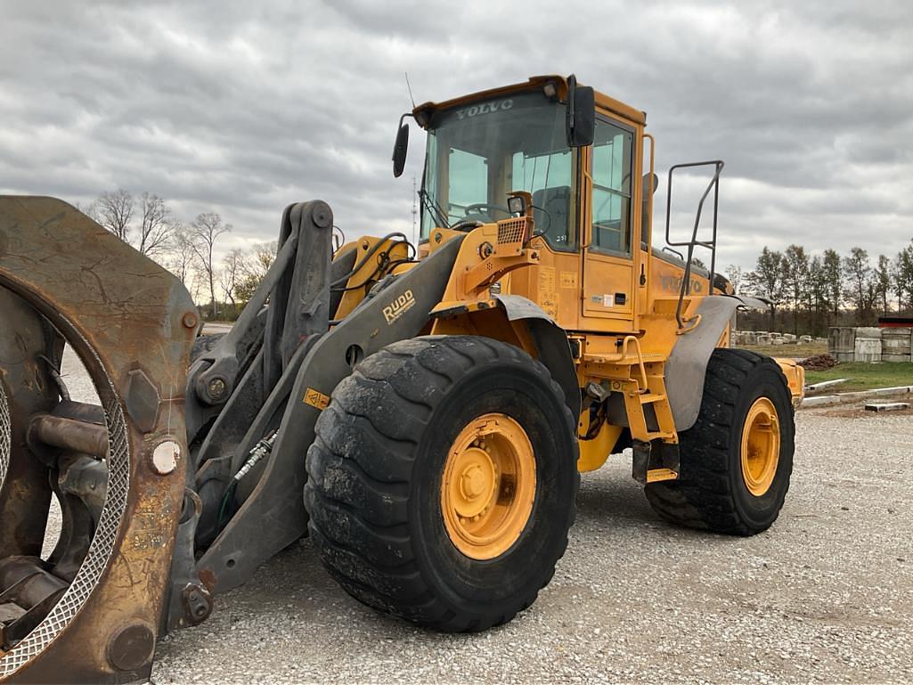 Image of Volvo L120E Primary image