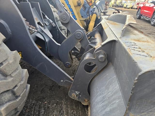 Image of Volvo L40B equipment image 3