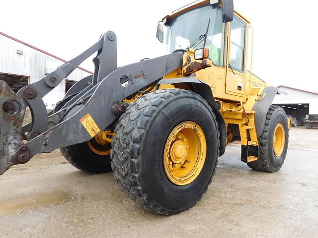 Image of Volvo L60E equipment image 2