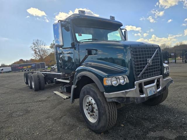 Image of Volvo VHD equipment image 2