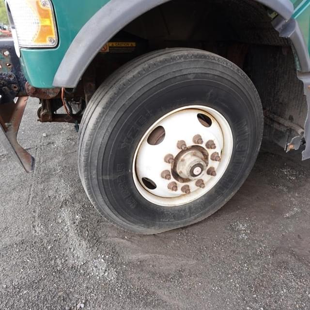 Image of Volvo VHD equipment image 2