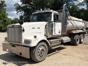 2003 Western Star 4900 Image