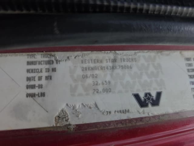 Image of Western Star 4900 equipment image 2